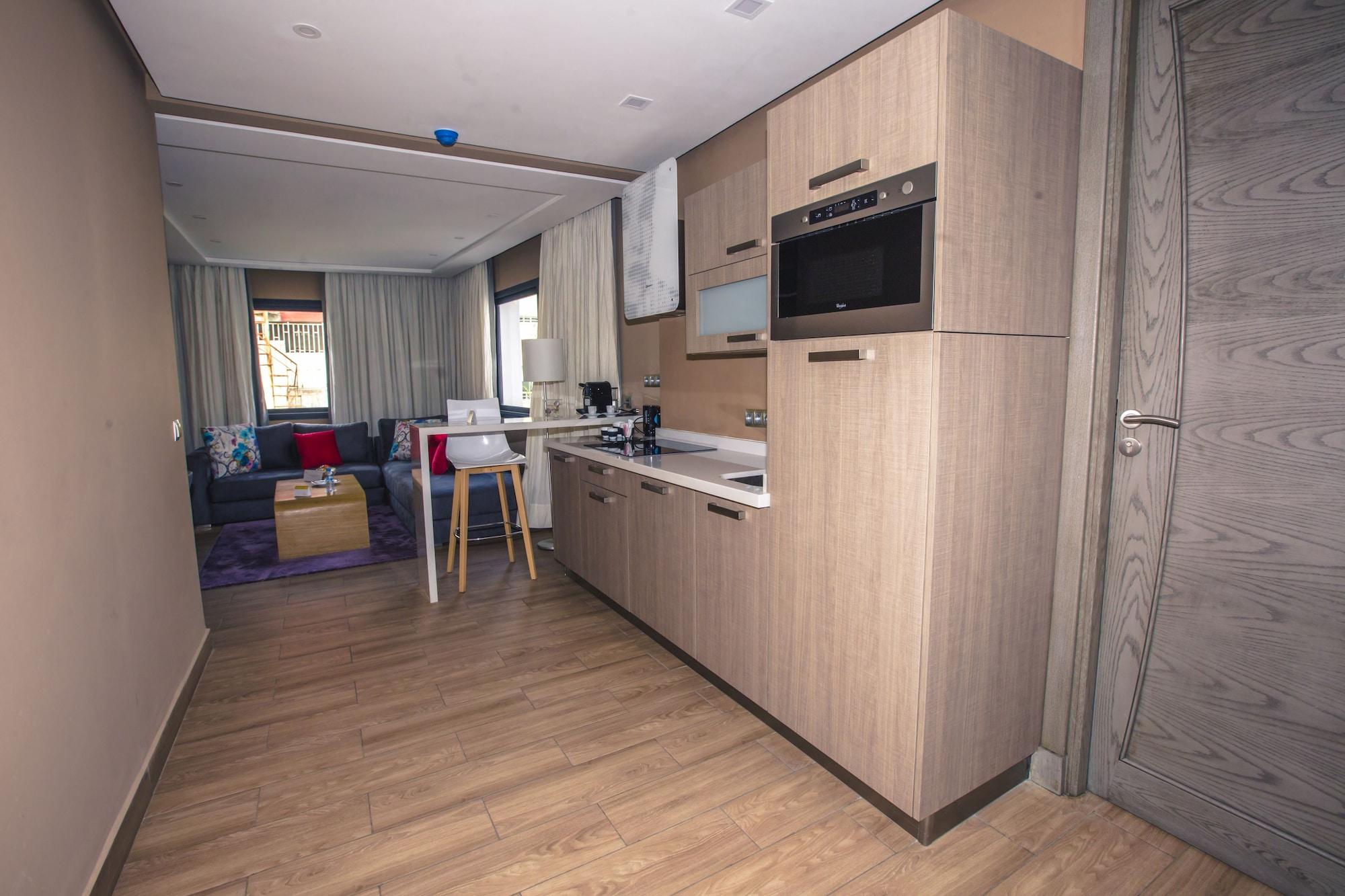 Down Town By Business&leisure 4*