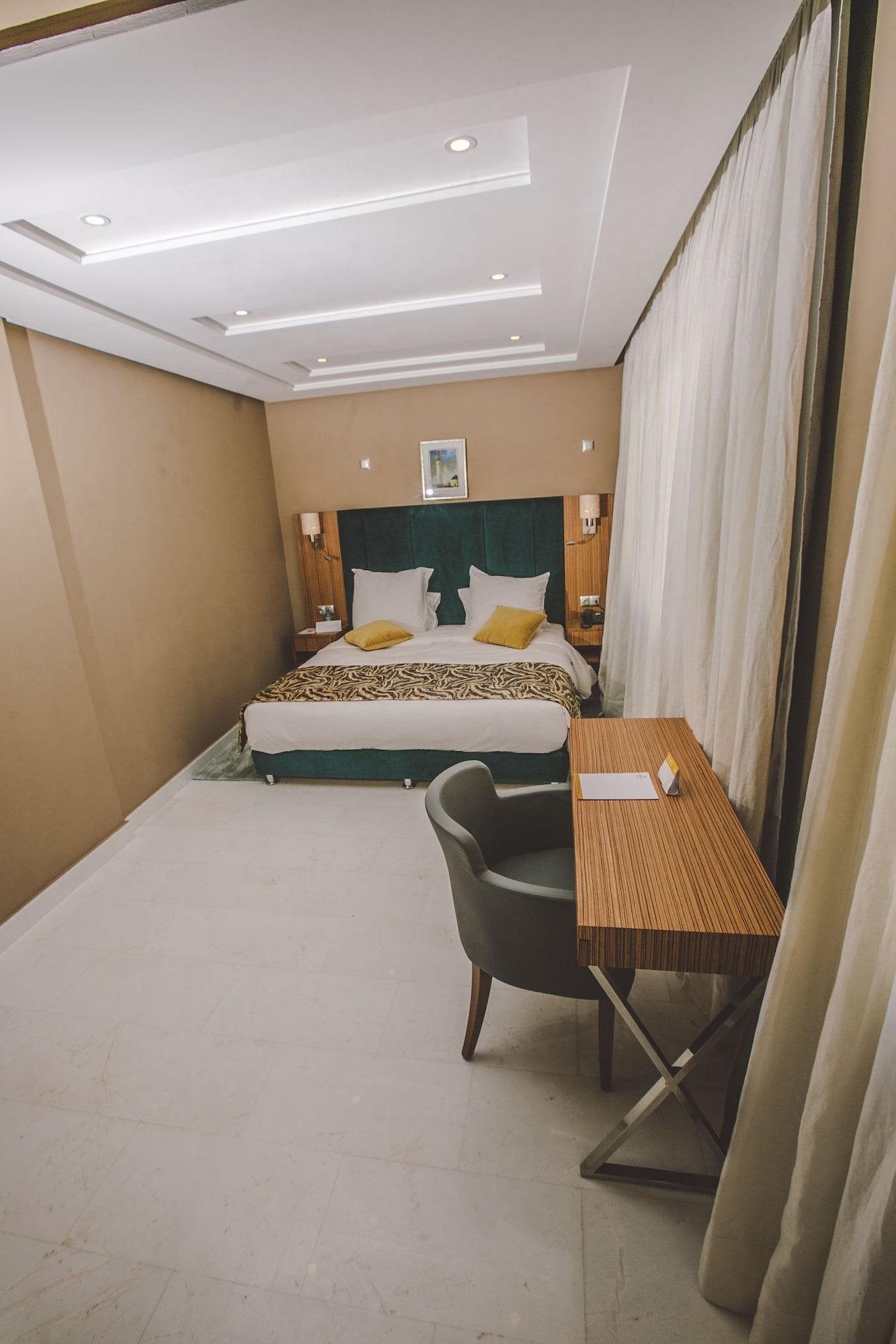 Down Town By Business&leisure Hotel